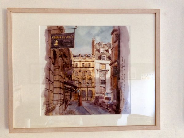 Beetles Gallery | Sitting outside the famous gallery on a Sunday looking down Ryder Street